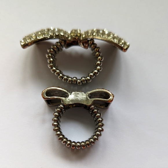 Two rhinestone bow rings - Picture 2 of 4